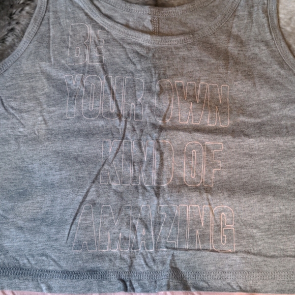 🌷NWT sm-medium PJ Top"Be Your Own Kind of Amazing - Picture 2 of 2